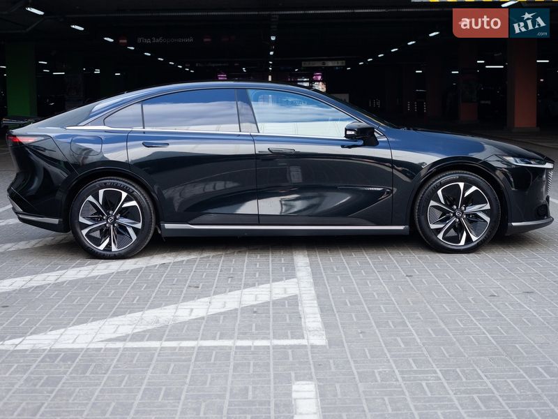 Седан Mazda EZ-6 2024 в Киеве