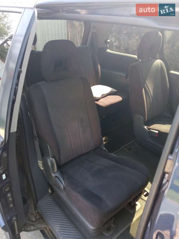 Минивэн Mazda MPV 2003 в Нововолынске