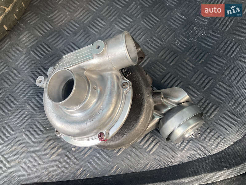 Минивэн Mazda MPV 2004 в Владимире