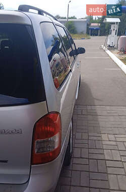Минивэн Mazda MPV 2002 в 
