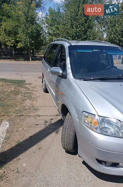 Минивэн Mazda MPV 2002 в 