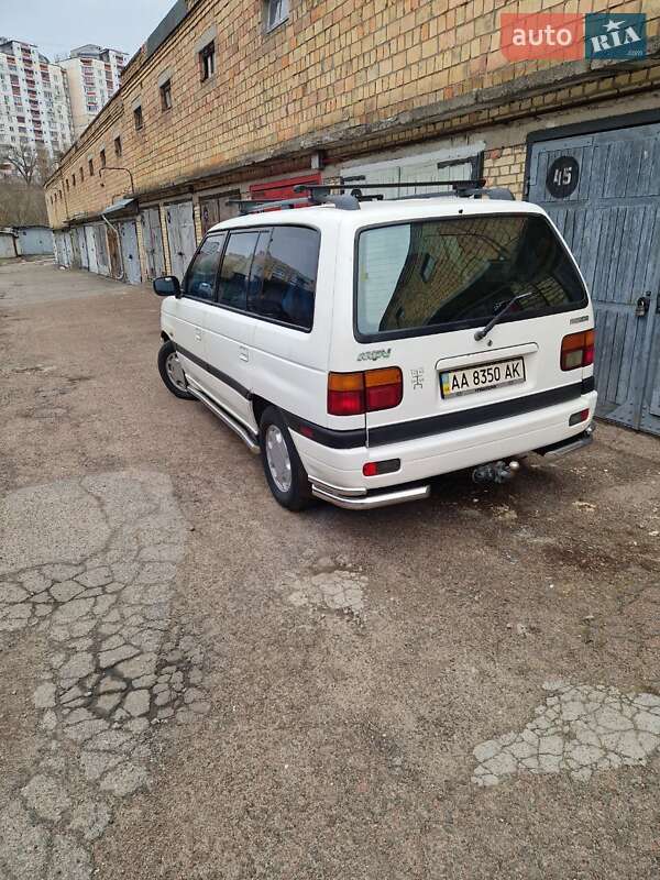 Минивэн Mazda MPV 1996 в Киеве