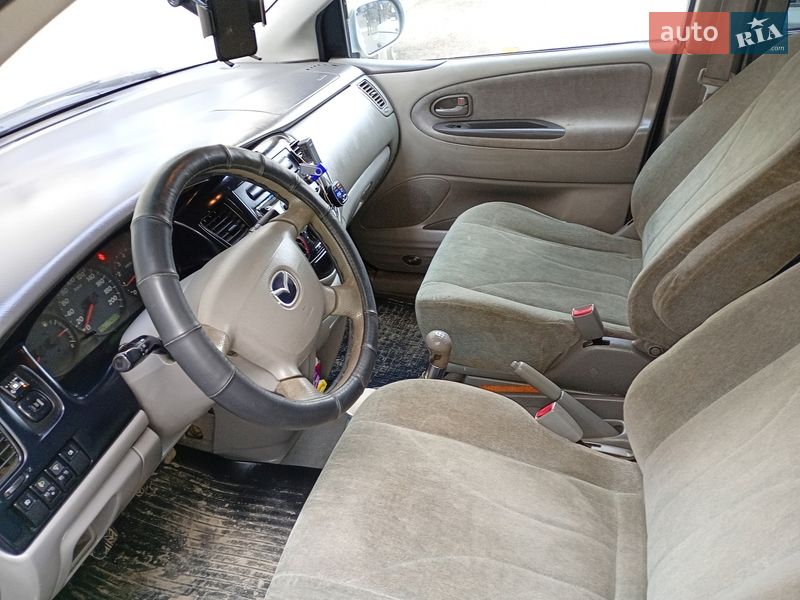 Mazda MPV, фото из объявления