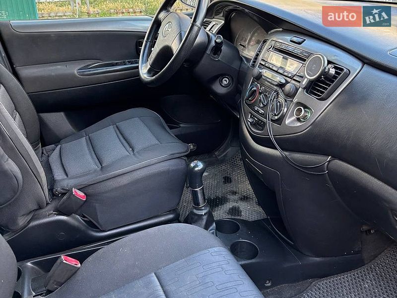 Мінівен Mazda MPV 2004 в Запоріжжі