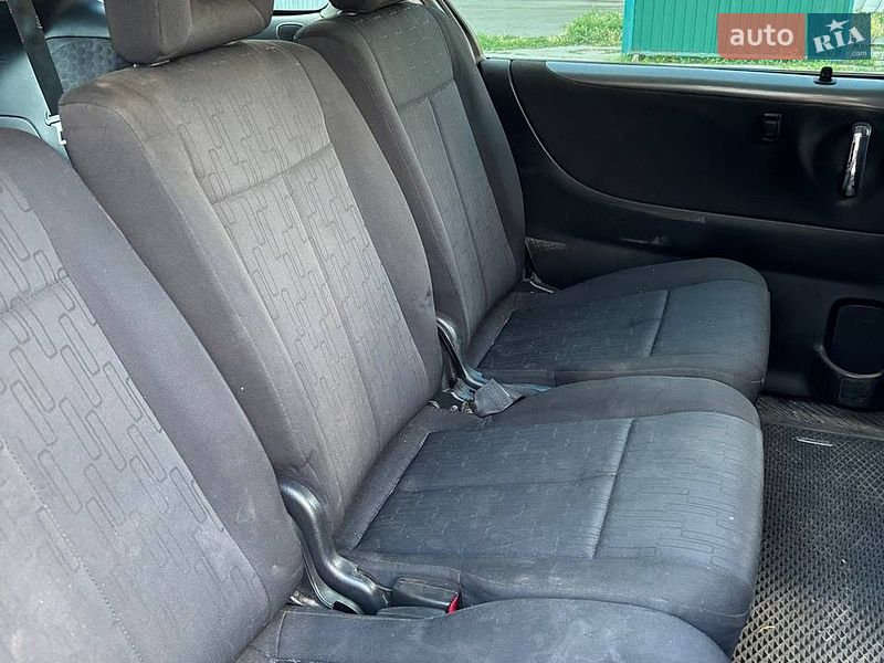 Минивэн Mazda MPV 2004 в Запорожье