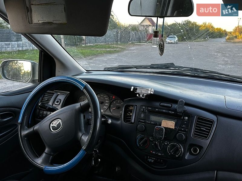 Мінівен Mazda MPV 2002 в Мирополі