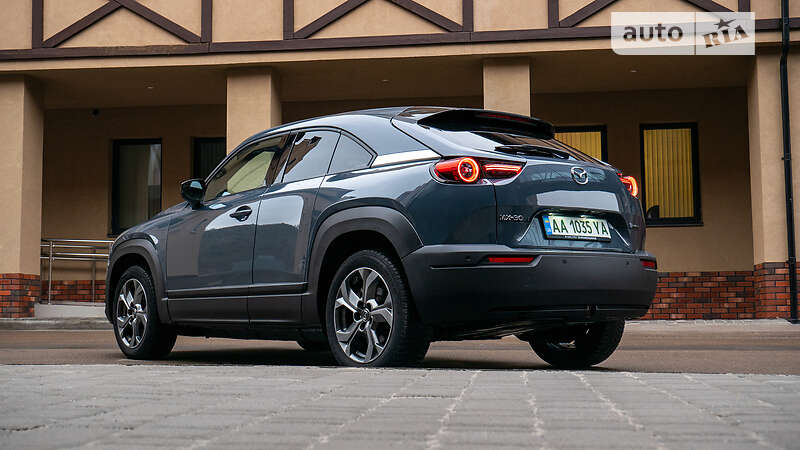 Позашляховик / Кросовер Mazda MX-30 2020 в Києві