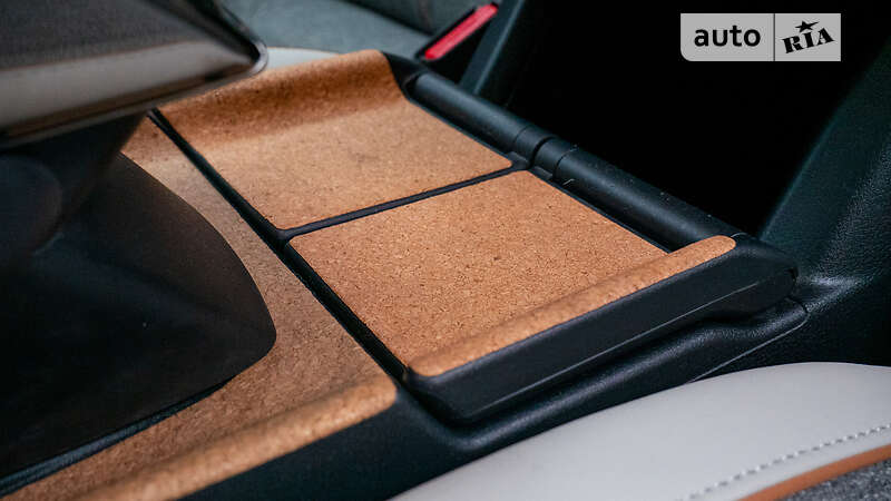 Позашляховик / Кросовер Mazda MX-30 2020 в Києві