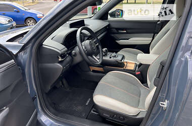 Внедорожник / Кроссовер Mazda MX-30 2020 в 