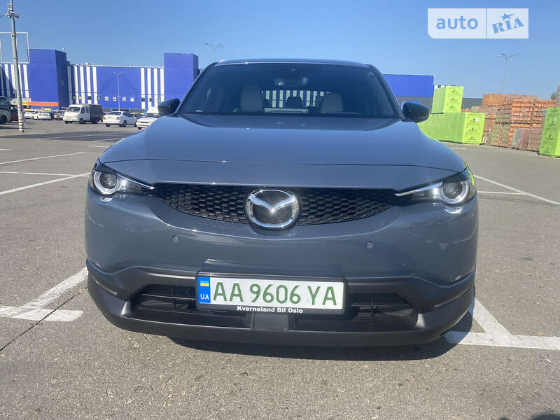 Позашляховик / Кросовер Mazda MX-30 2020 в Києві