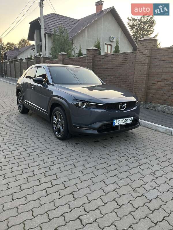 Позашляховик / Кросовер Mazda MX-30 2020 в Володимирі