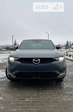 Внедорожник / Кроссовер Mazda MX-30 2020 в Золочеве