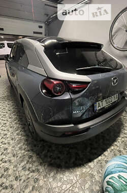 Внедорожник / Кроссовер Mazda MX-30 2020 в Ивано-Франковске