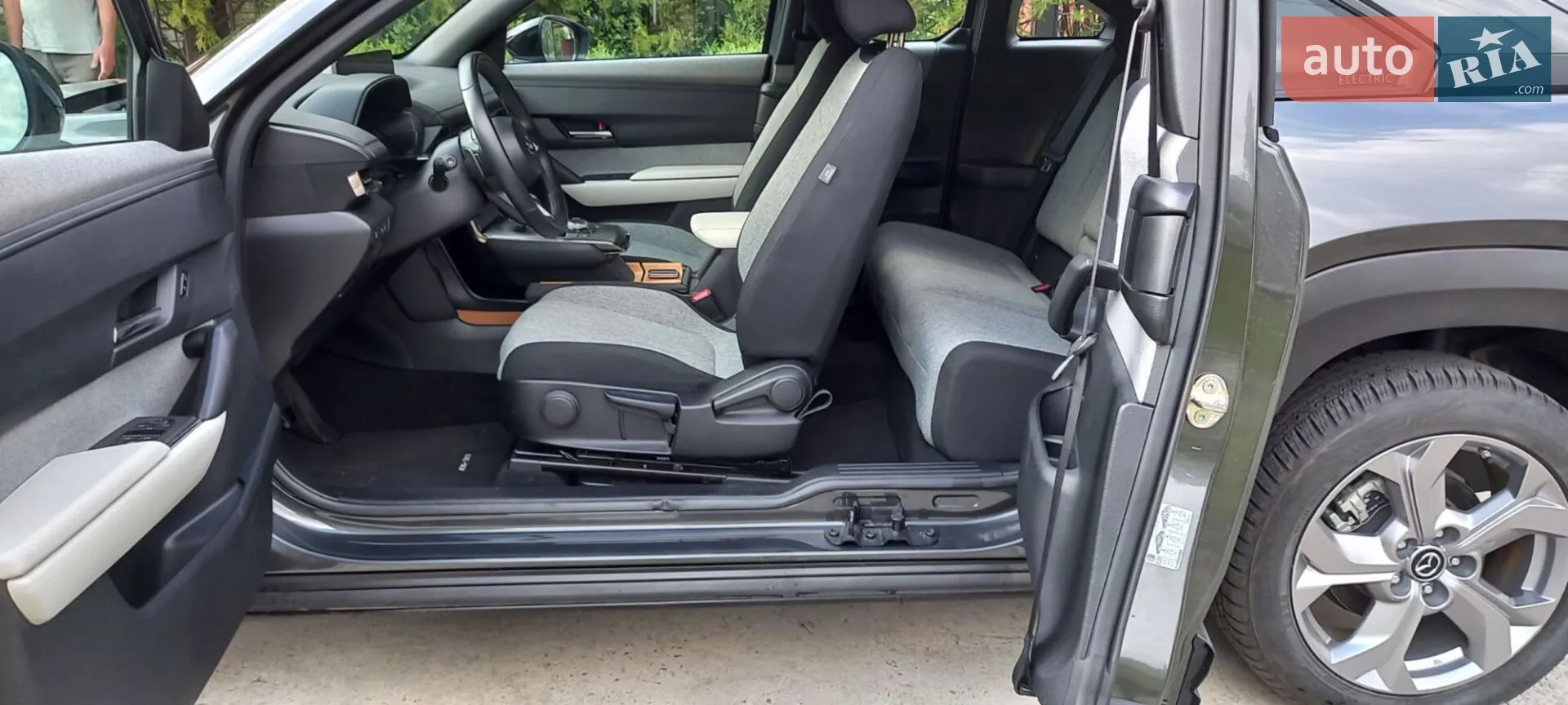 2021 Mazda MX-30 - мініатюра 18
