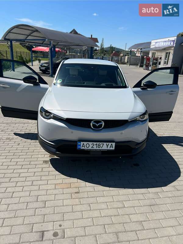 Внедорожник / Кроссовер Mazda MX-30 2021 в Мукачево