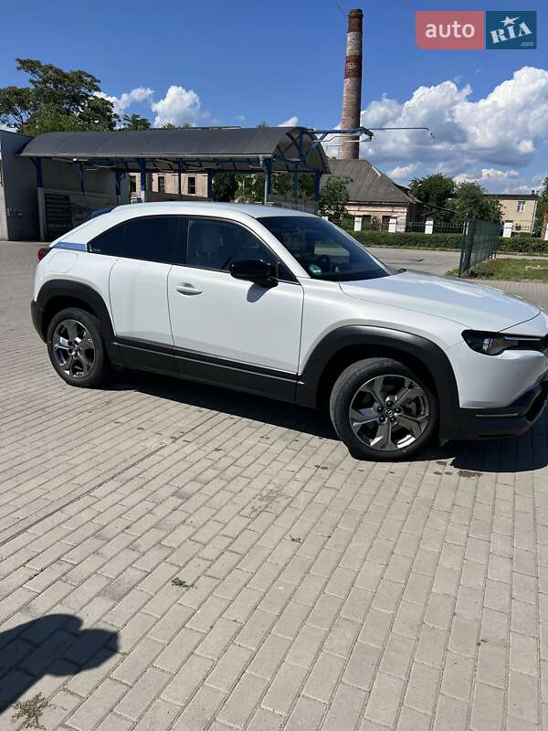 Внедорожник / Кроссовер Mazda MX-30 2021 в Мукачево