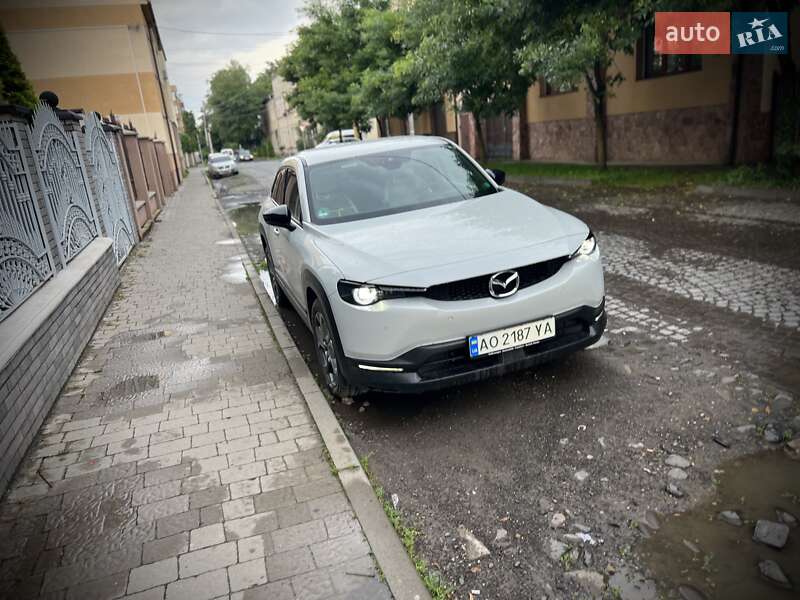 Внедорожник / Кроссовер Mazda MX-30 2021 в Мукачево