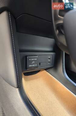 Внедорожник / Кроссовер Mazda MX-30 2020 в 