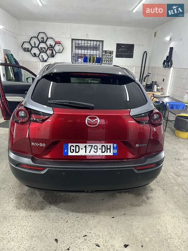 Позашляховик / Кросовер Mazda MX-30 2021 в Львові