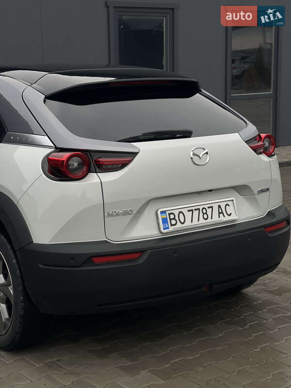Внедорожник / Кроссовер Mazda MX-30 2020 в Тернополе