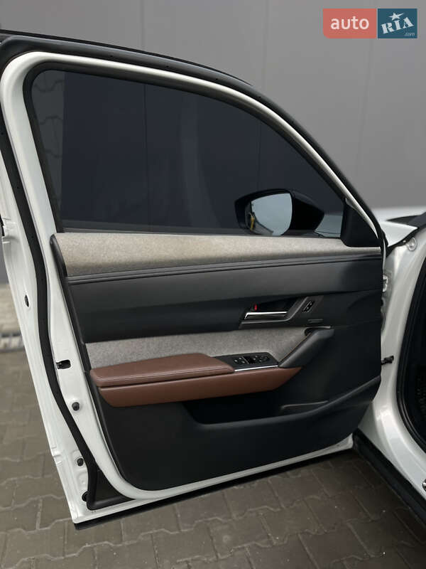 Внедорожник / Кроссовер Mazda MX-30 2020 в Тернополе