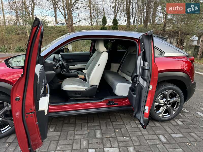 Внедорожник / Кроссовер Mazda MX-30 2021 в Дрогобыче