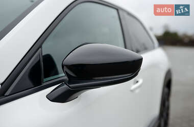 Внедорожник / Кроссовер Mazda MX-30 2024 в 