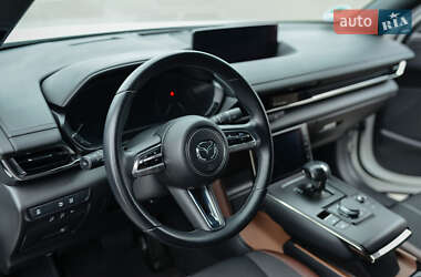 Внедорожник / Кроссовер Mazda MX-30 2024 в 