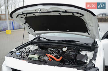 Внедорожник / Кроссовер Mazda MX-30 2024 в 