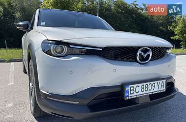 Позашляховик / Кросовер Mazda MX-30 2020 в 