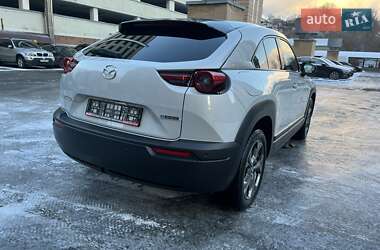 Внедорожник / Кроссовер Mazda MX-30 2021 в Киеве