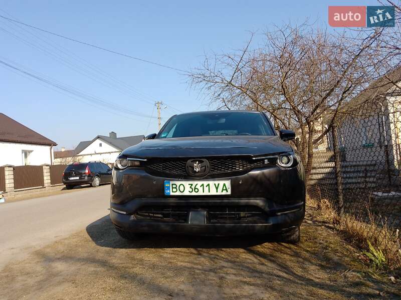 Внедорожник / Кроссовер Mazda MX-30 2023 в Радивилове
