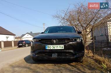 Внедорожник / Кроссовер Mazda MX-30 2023 в 