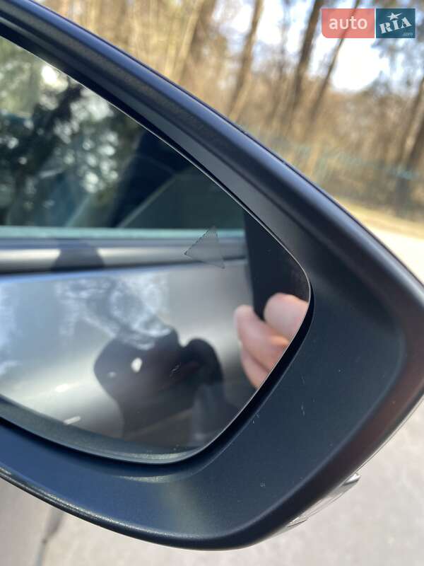 Внедорожник / Кроссовер Mazda MX-30 2021 в Киеве