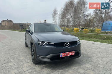 Внедорожник / Кроссовер Mazda MX-30 2020 в 