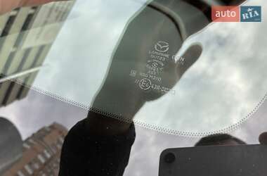 Внедорожник / Кроссовер Mazda MX-30 2020 в 