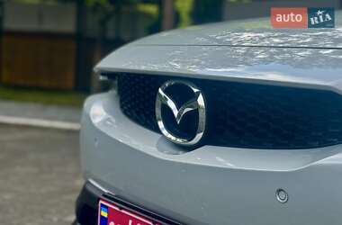 Внедорожник / Кроссовер Mazda MX-30 2020 в 