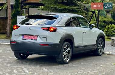 Внедорожник / Кроссовер Mazda MX-30 2020 в 
