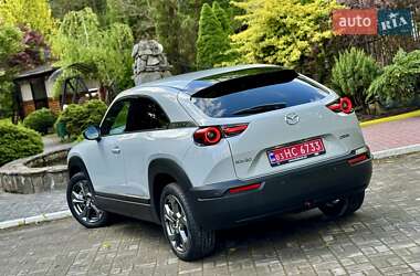 Внедорожник / Кроссовер Mazda MX-30 2020 в 