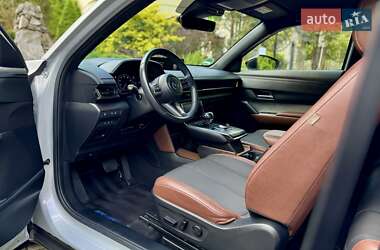 Внедорожник / Кроссовер Mazda MX-30 2020 в 