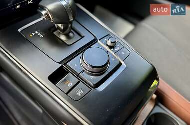 Внедорожник / Кроссовер Mazda MX-30 2020 в 