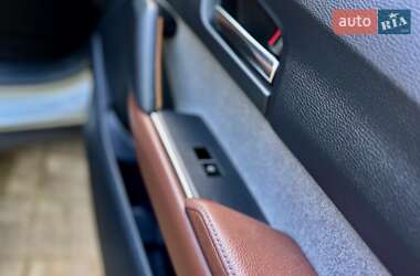Внедорожник / Кроссовер Mazda MX-30 2020 в 