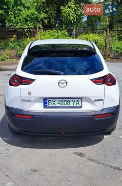 Внедорожник / Кроссовер Mazda MX-30 2020 в 