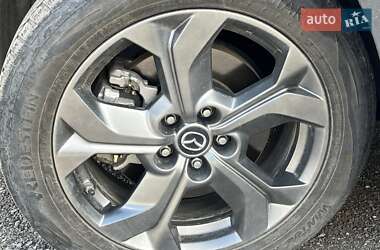 Позашляховик / Кросовер Mazda MX-30 2020 в 