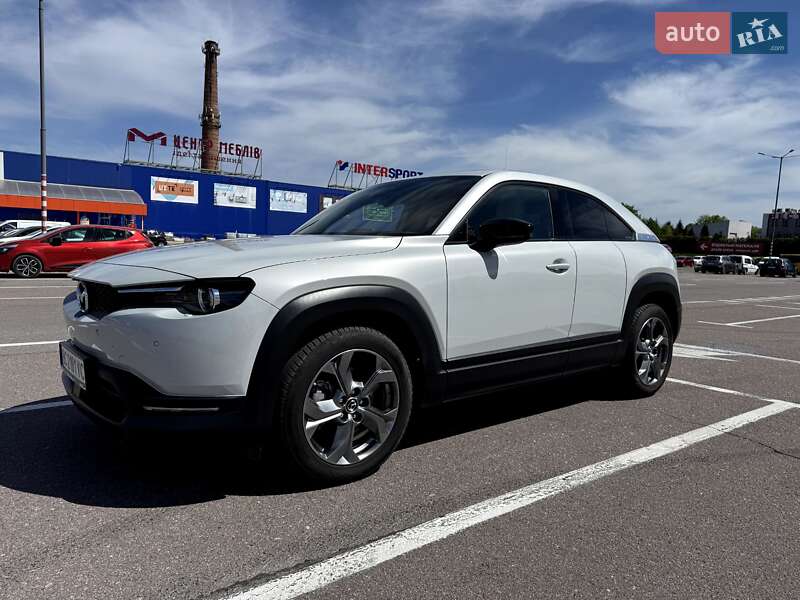 Позашляховик / Кросовер Mazda MX-30 2021 в Львові