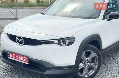Внедорожник / Кроссовер Mazda MX-30 2022 в 