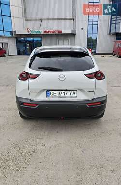 Внедорожник / Кроссовер Mazda MX-30 2021 в 