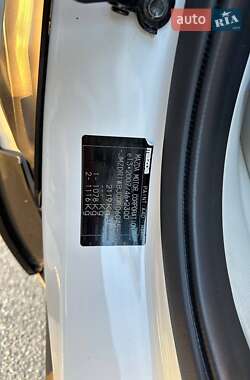 Внедорожник / Кроссовер Mazda MX-30 2020 в 