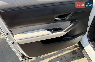 Внедорожник / Кроссовер Mazda MX-30 2023 в 