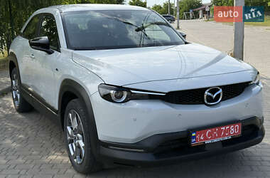 Внедорожник / Кроссовер Mazda MX-30 2023 в 